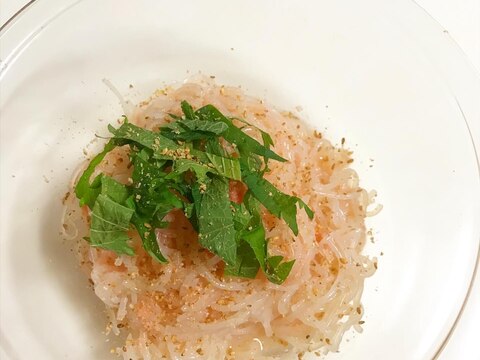 ヘルシーおばんざい‧✧̣̇‧しらたきの明太子和え